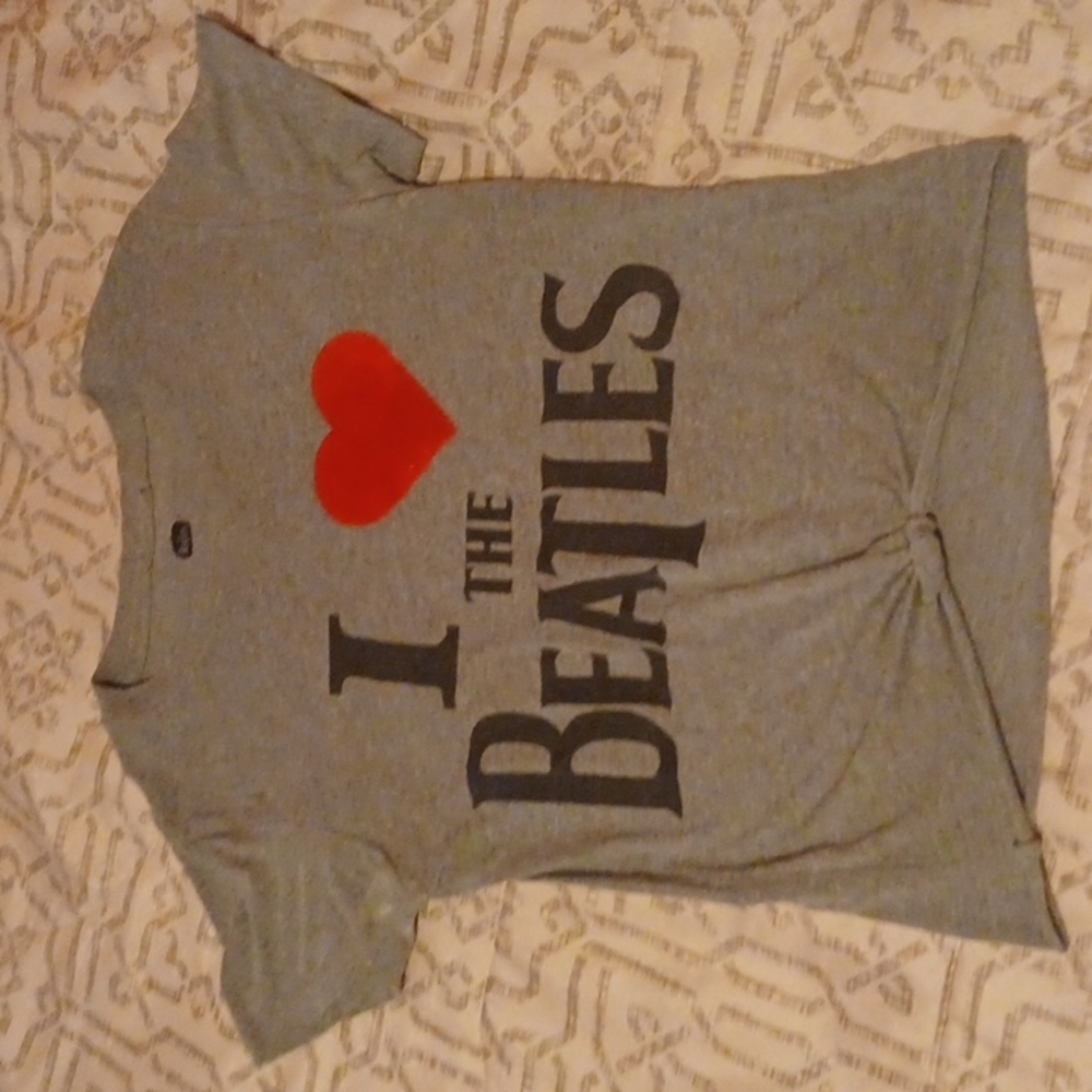 Beatles tee size small